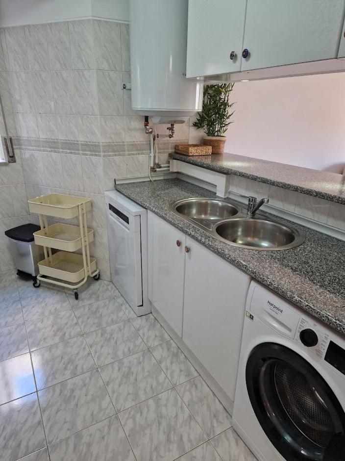 Apartamento T2 Palmeira Galé Guia  Extérieur photo